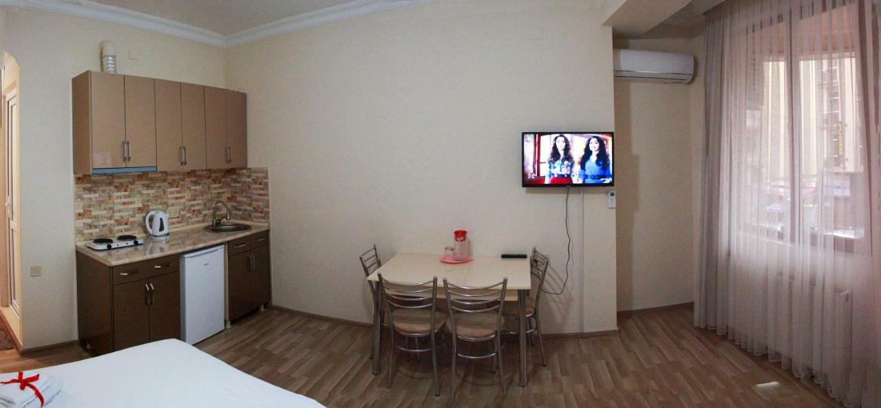 Hotel Tao Батуми Екстериор снимка