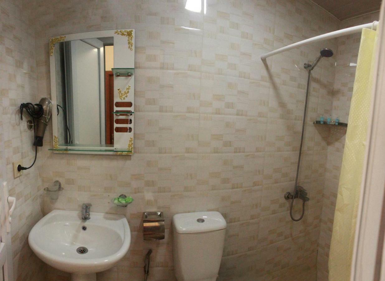 Hotel Tao Батуми Стая снимка