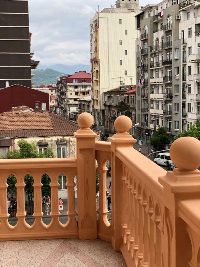 Hotel Tao Батуми Екстериор снимка